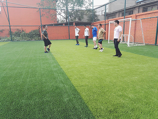 我们共一队,我们似一人——J9直营集团户外活动打造狼性团队