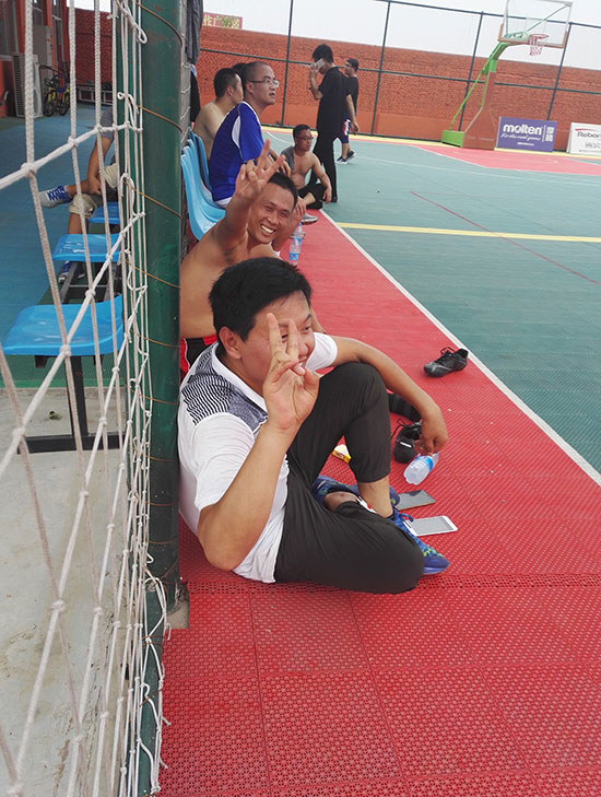 我们共一队,我们似一人——J9直营集团户外活动打造狼性团队