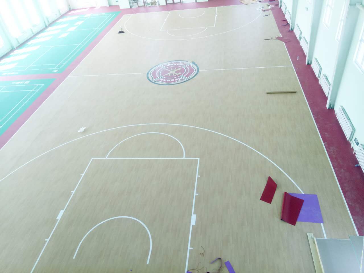 J9直营集团运动地板为消防官兵强身健体奉献力量