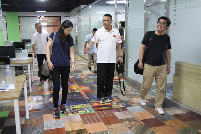 河北J9直营集团公司 欢迎摩腾公司 府木健先生莅临公司参观指导，洽谈战略合作事宜