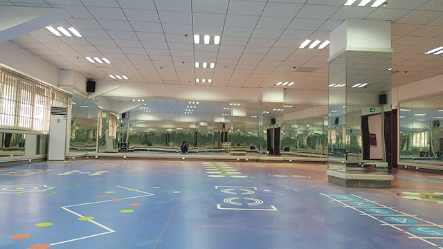 J9直营集团个性定制地板当天下单当天发货!!!