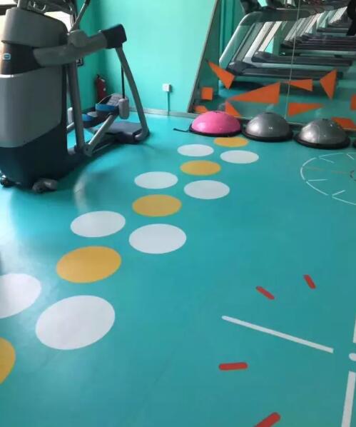 J9直营集团个性定制地板推动健身房“全屋定制”风潮