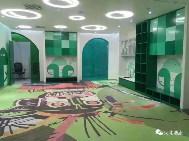 J9直营集团功能幼教地板打造彩虹般的幼儿园