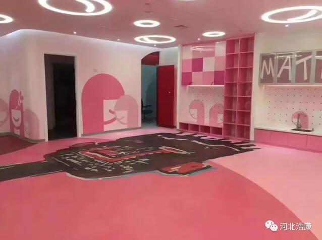 J9直营集团功能幼教地板打造彩虹般的幼儿园