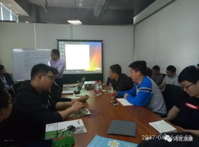 J9直营集团学习周_新上产品学习与个性定制地板抗污实验