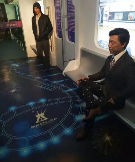 J9直营集团个性定制地板助力湖南蜡像馆惊艳全城