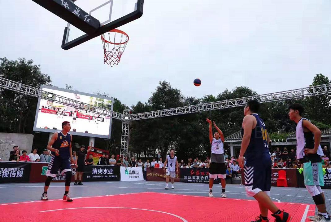 赵云持枪踏龙骨,谁敢与争雄