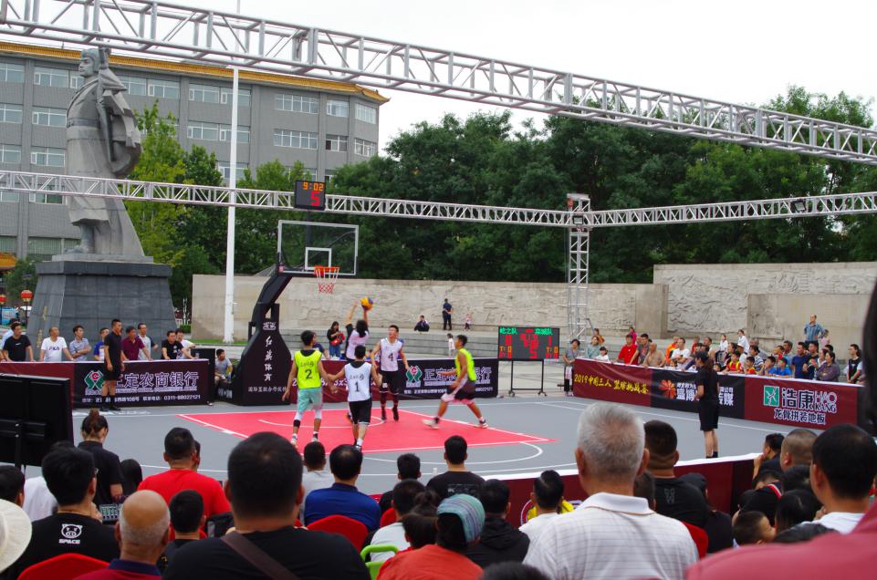 赵云持枪踏龙骨,谁敢与争雄