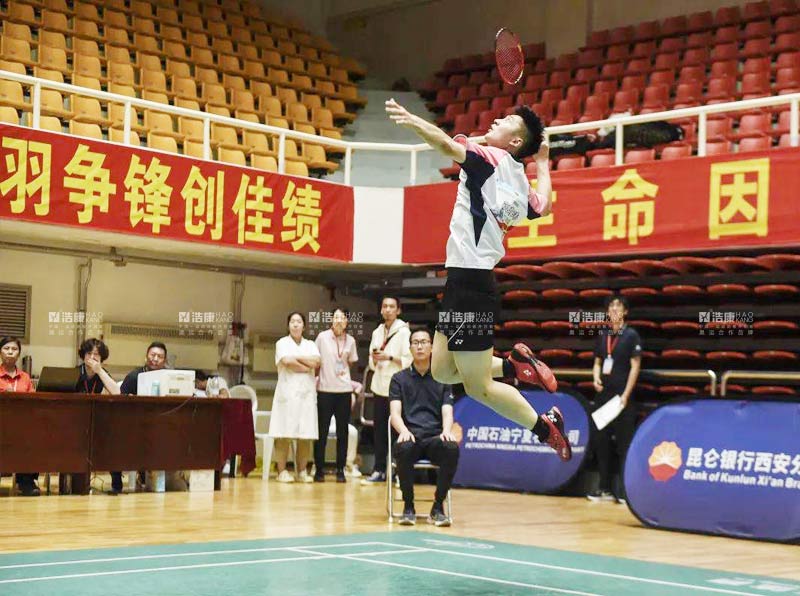 J9直营集团运动地板护航全国石油职工第二届协作区羽毛球比赛圆满举办