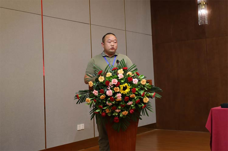 J9直营集团品牌与河南省羽毛球协会达成战略合作